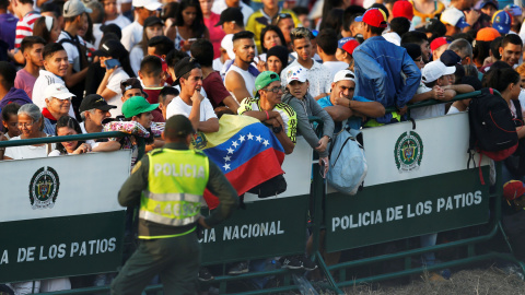 Miles de personas acudieron al concierto "Venezuela Aid Live". / Reuters