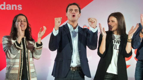 Inés Arrimadas, Albert Rivera y Lorena Roldán EFE