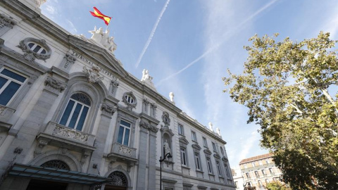 02/11/2018.- Vista de la fachada del Tribunal Supremo hoy, 2 de noviembre, donde la Fiscalía y la Abogacía del Estado presentarán sus escritos provisionales de acusación en la causa del proceso soberanista catalán, después de que haya trascendido qu