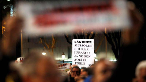 Imagen de la manifestación en Barcelona. (ALEJANDRO GARCÍA | EFE)