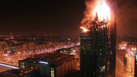 Imágenes del incendio del edificio Windsor /EFE