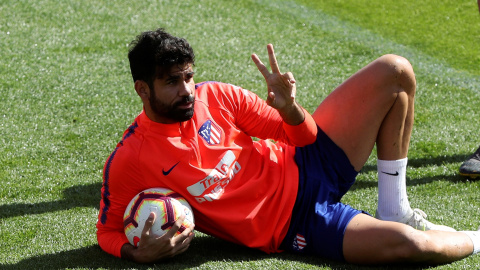 16/04/2019 - El delantero Atlético de Madrid Diego Costa durante el entrenamiento del equipo este martes en la Ciudad Deportiva Wanda Atlético de Madrid | EFE/ Kiko Huesca