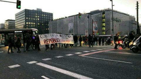 Tall de l'Avinguda Diagonal coincidint amb l'inici del judici al Procés. CDR