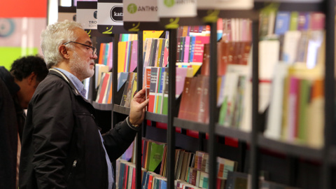 Las promesas culturales de los diferentes partidos que concurren en las elecciones son, también, un buen reflejo de estos.- EFE