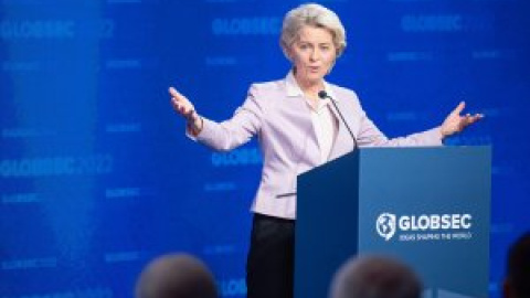 Von der Leyen, cada vez más cuestionada por no frenar a los gobiernos reaccionarios de Polonia y Hungría