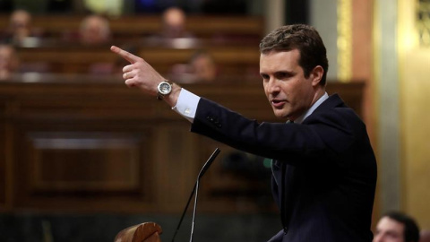 El presidente del PP, Pablo Casado, interveniene en el debate de totalidad de los presupuestos este martes en el pleno del Congreso. EFE/Kiko Huesca