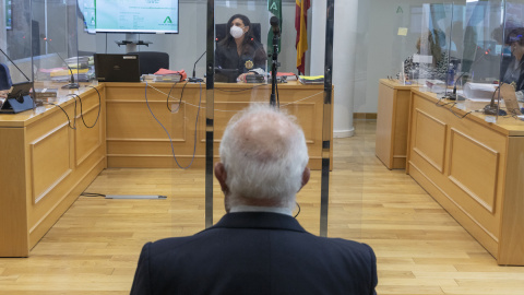 Imagen de archivo durante un juicio por presunto delito contra la integridad moral, a 03 de noviembre del 2021 en Sevilla.