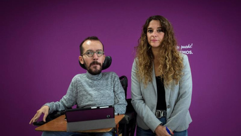 El secretario de Organización de Podemos Pablo Echenique, y la portavoz de ahorapodemos Noelia Vera, durante la rueda de prensa tras el Consejo de Podemos esta mañana en Madrid.-EFE/Luca Piergiovanni