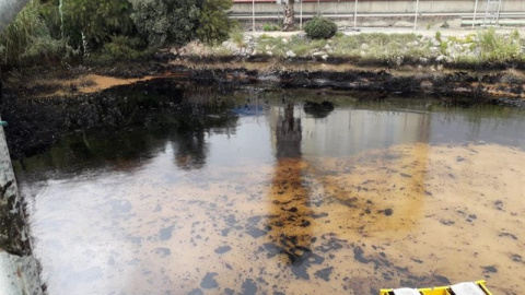 La Confederación Hidrográfica del Segura (CHS) ha detectado a lo largo de este sábado un posible vertido de hidrocarburos en el polígono industrial del Valle de Escombreras, en Cartagena.