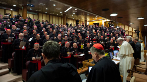 El Papa Francisco, durante la cumbre en el Vaticano. REUTERS