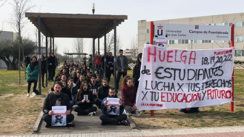 Imagen de las protestas por el nuevo plan de reordenación en la URJC | Twitter @ResPublicaURJC