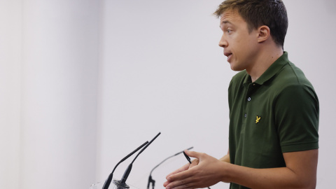 El portavoz de Más País en el Congreso de los Diputados, Íñigo Errejón, durante una rueda de prensa, a 8 de septiembre de 2022.