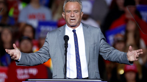 El ex candidato presidencial republicano Robert F. Kennedy Jr. en un mitin de campaña en Milwaukee, a 1 de noviembre de 2024.