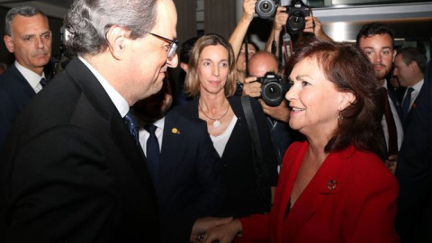 La vicepresidenta del Gobierno, Carmen Calvo, y el president de la Generalitat, Quim Torra - Archivo - ACN