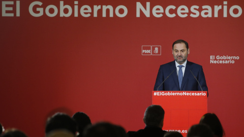 El secretario de Organización del PSOE y ministro de Fomento, José Luis Ábalos, durante la rueda de prensa posterior a la reunión de la Ejecutiva Federal de la formación en Madrid. EFE/Ballesteros