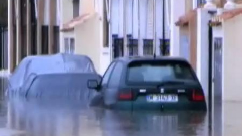 LAS FUERTES LLUVIAS PONEN EN ALERTA A TORREVIEJA