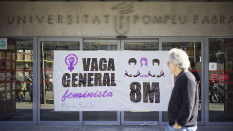 Campus de la UPF al Poblenou tancat per la vaga feminista. JOEL KASHILA