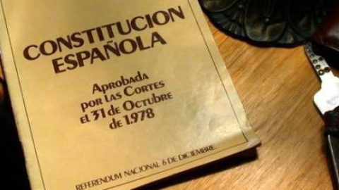 El pleno ha dado luz verde al dictamen para limitar los aforamientos - EFE