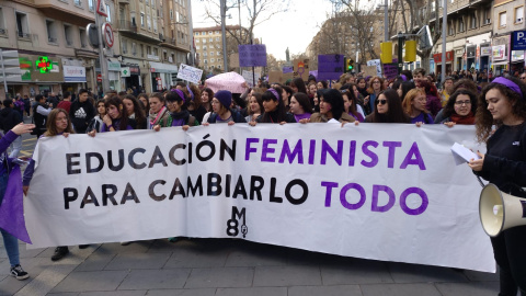 Manifestación de universitarias en Zaragoza.- EDUARDO BAYONA