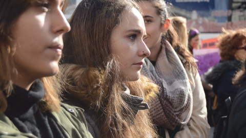 Algunas de las manifestantes se han emocionado al final de la manifestación, cuando han leído el manifiesto - Arancha Ríos