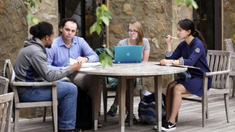 Banco Santander lanza dos pequeñas joyas en su programa de becas para estudiar este verano en Georgetown y Yale