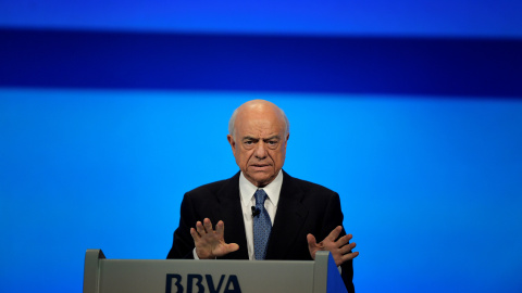 El expresidente del BBVA, Francisco Gonzalez, en la  última junta de accionistas del banco, en bilbaoa, en marzo de 2018. REUTERS/Vincent West