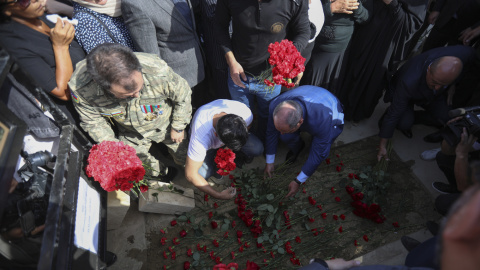 Funeral en Bakú por los militares muertos durante los últimos enfrentamientos en la frontera con Armenia, a 14 de septiembre de 2022.