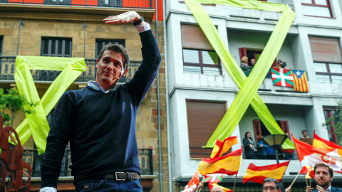 14/04/2019.- El candidato de Ciudadanos a la Presidencia del Gobierno, Albert Rivera, ha ofrecido un mitin electoral este domingo en Errenteria (Gipuzkoa). / EFE - javier Etxezarreta