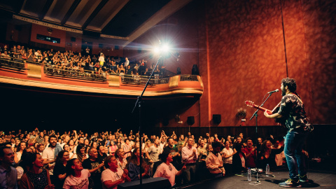 El Kanka, durante el concierto en los Cines Callao de Madrid.