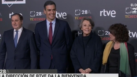 Sánchez, a su llegada a los estudios de TVE.