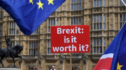 Protesta contra el Brexit frente al Parlamento británico EFE/Archivo