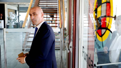 El presidente de la RFEF, Luis Rubiales, en la sede de la Federación. /EFE