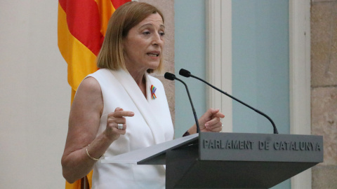 L'expresidenta del Parlament, Carme Forcadell, intervenint en l'acte de la rebuda dels presos indultats.