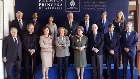 29/04/2019 - El jurado del Premio Princesa de Asturias de Comunicación y Humanidades 2019, presidido por Víctor García de la Concha, ha iniciado este lunes en Oviedo las deliberaciones para decidir un ganador | EFE/ J. L. Cereijido