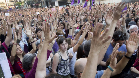 Manifestación en protesta por la sentencia de La Manada, Madrid. - MANOLO FINISH