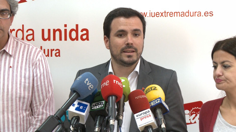 GarzÃ³n (IU): El PP tiene "un problema con los pobres"