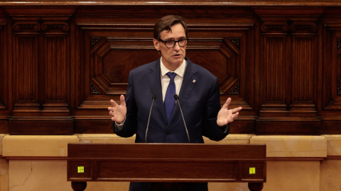 El líder del PSC, Salvador Illa, intervenint al debat de política general al Parlament.