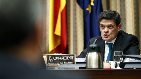 El presidente de Sareb (el banco malo), Jaime Echegoyen, durante su comparecencia en la comisión de investigación del Congreso sobre la crisis financiera. EFE/Mariscal