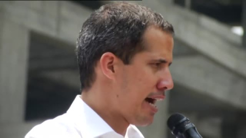 GuaidÃ³ reaparece en una manifestaciÃ³n y convoca un paro en la AdministraciÃ³n PÃºblica 