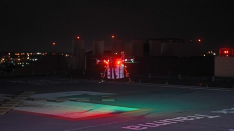 El dron que transporta un riñón para un trasplante aterriza en el hospital. / UNIVERSITY OF MARYLAND MEDICAL CENTER