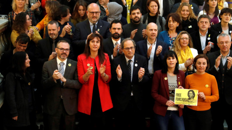 Acto de presentación de un manifiesto de apoyo a la expresidenta del Parlament Carme Forcadell en la Cámara Catalana. - EFE/ Toni Albir