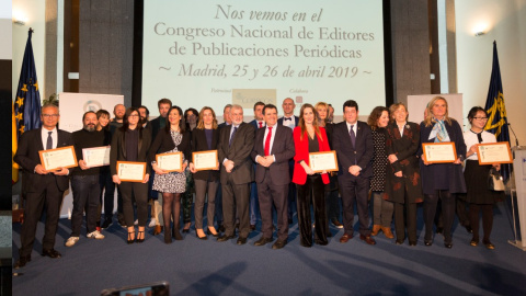 Foto de familia de todos los premiados en la XIII edición de los Premios 'Editores del Año' de la AEEPP.