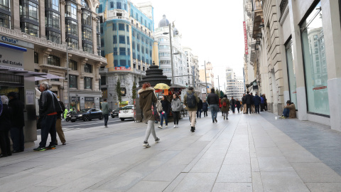 Nuevas aceras ampliadas de la Gran Vía de Madrid.- AYUNTAMIENTO DE MADRID