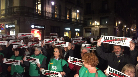 Concentració per la llibertat de Jordi Cuixart i Jordi Sànchez de novembre del 2017. PÚBLIC