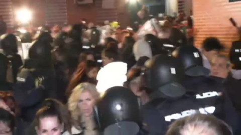 TensiÃ³n en Vallecas durante una protesta contra la inseguridad en el barrio