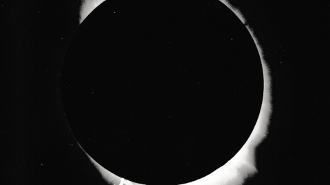 Imagen del eclipse de 1919 en la isla de Príncipe./RAS