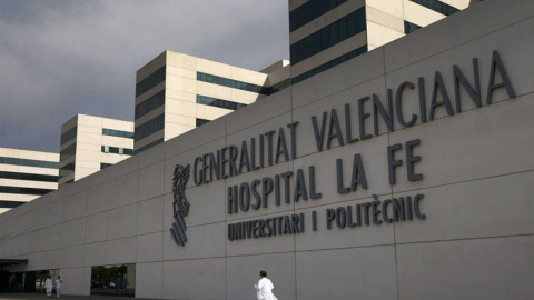 Imagen de archivo del Hospital la Fe de València donde permanece ingresado el bebe | EFE