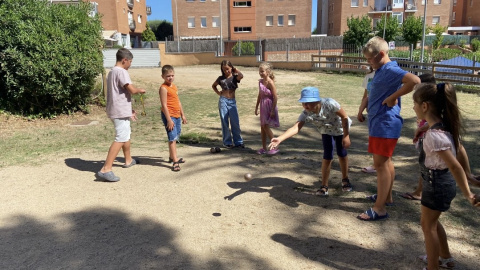 Els serveis de cures d’infants i adolescents desplaçats arran de la guerra a Ucraïna va del 0 a 16 anys