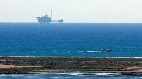 Vista de la plataforma ubicada en el Delta del Ebro del proyecto Castor, para almacenar gas en el subsuelo.