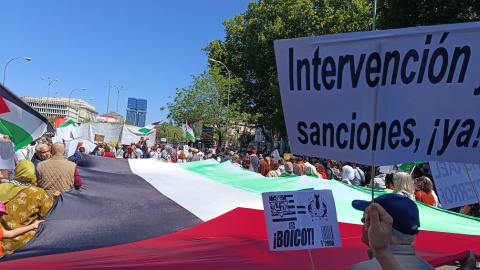 Varios manifestantes durante la protesta